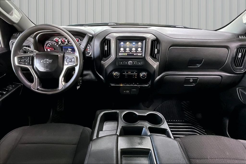 Used 2022 Chevrolet Silverado 1500 Custom Trail Boss w/ Safety Confidence Package AWD/4WD image 7