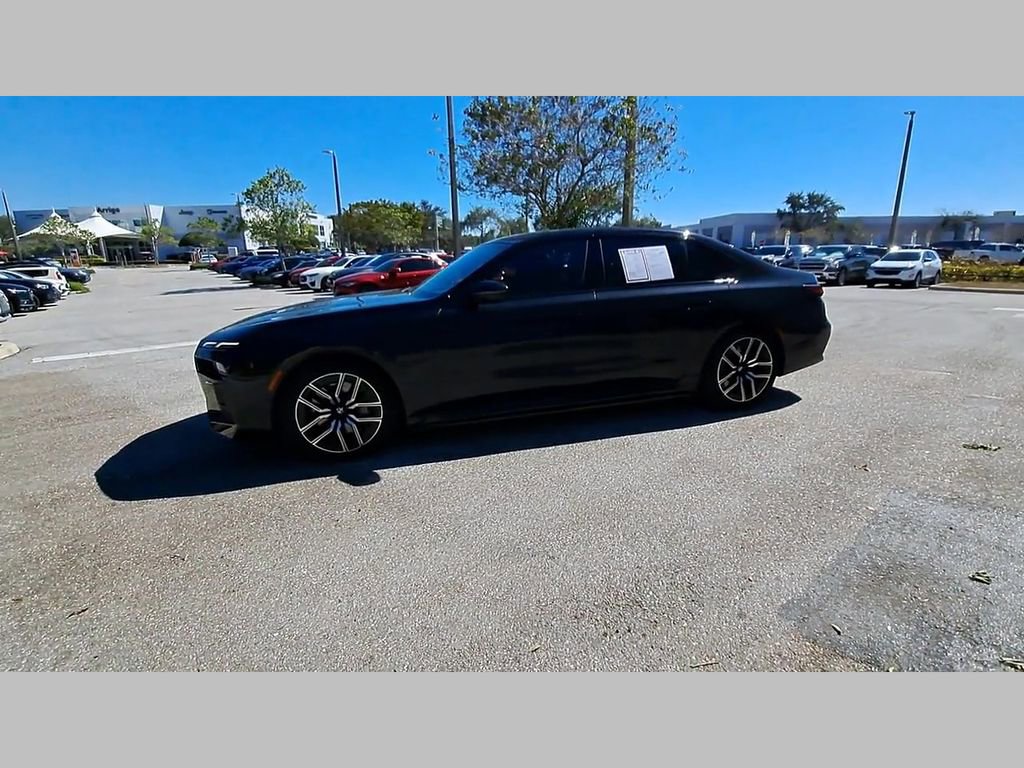 Used 2024 BMW 750e xDrive image 43