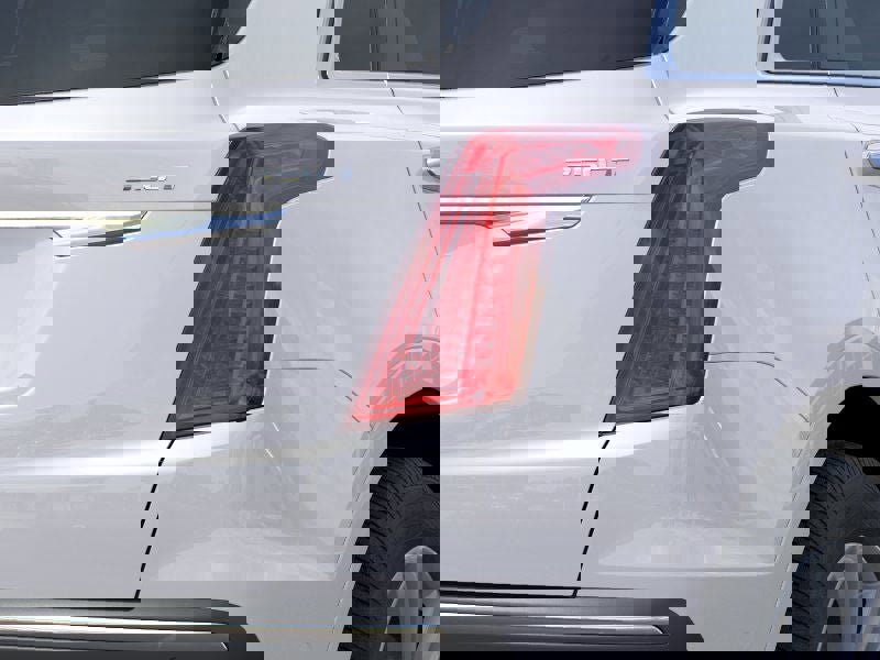 New 2026 Cadillac XT5 Premium Luxury w/ LPO, Floor Liner Package image 11