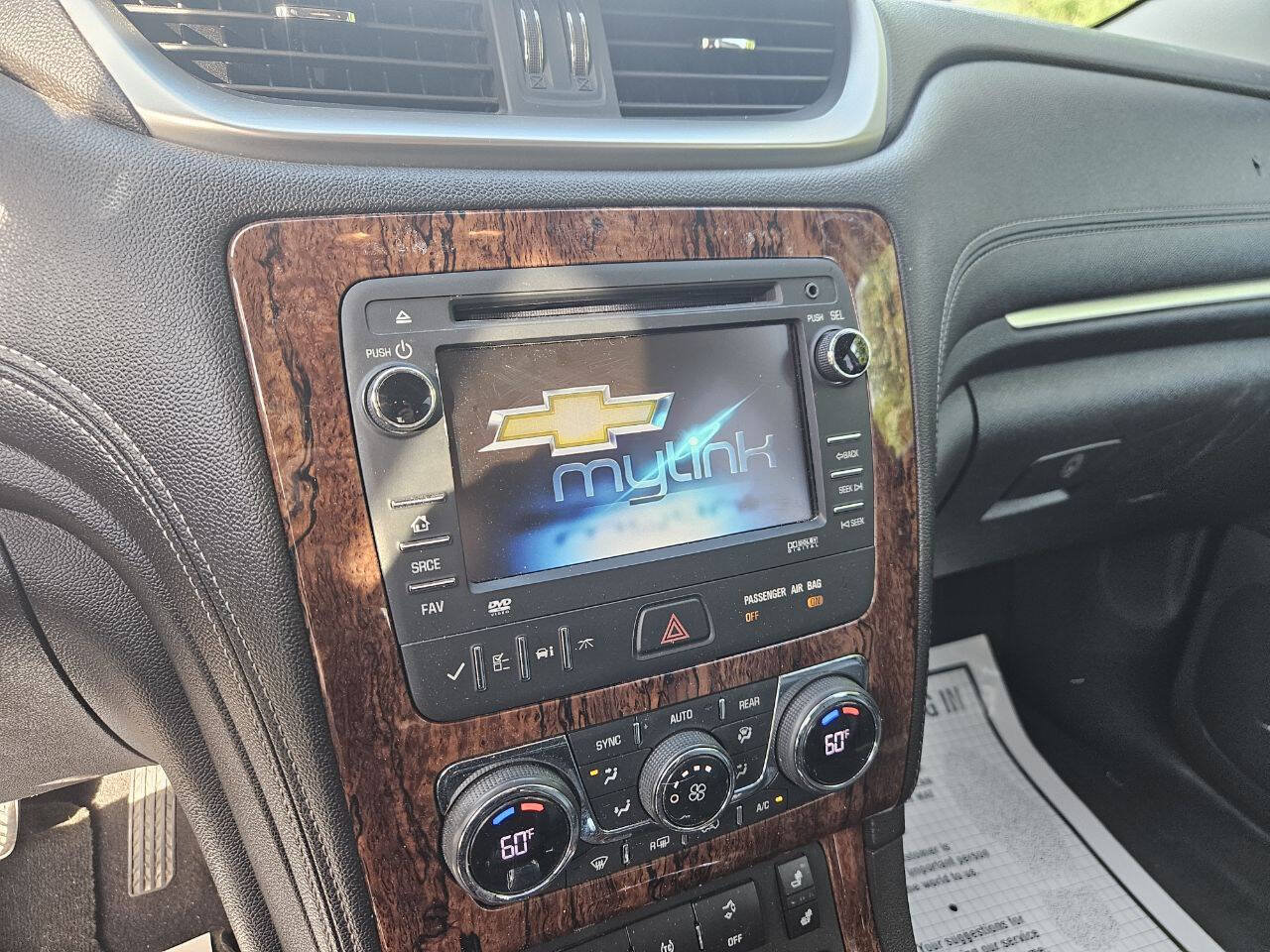 Used 2013 Chevrolet Traverse LT AWD/4WD image 21
