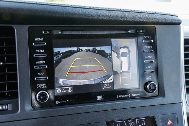 Used 2019 Toyota Sienna Limited Premium image 29