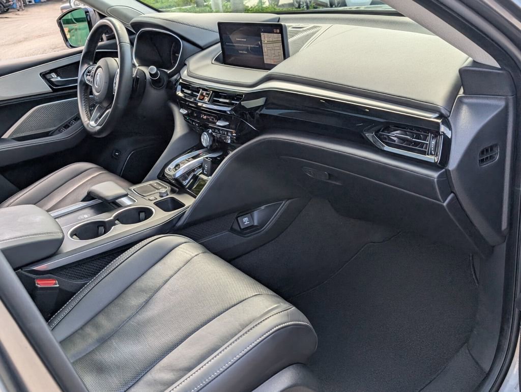 Used 2023 Acura MDX FWD w/ Technology Package image 17