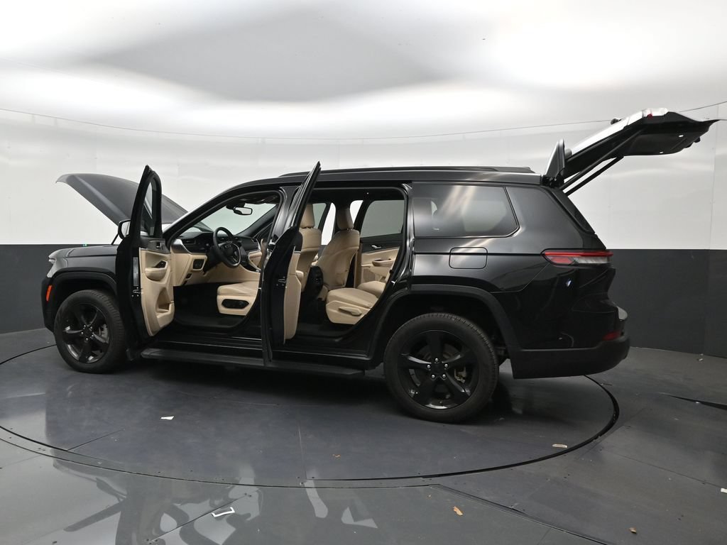 Used 2024 Jeep Grand Cherokee L Limited w/ Black Appearance Package AWD/4WD image 30