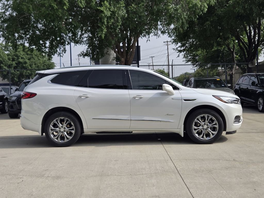 Used 2021 Buick Enclave Avenir w/ Avenir Technology Package AWD/4WD image 7