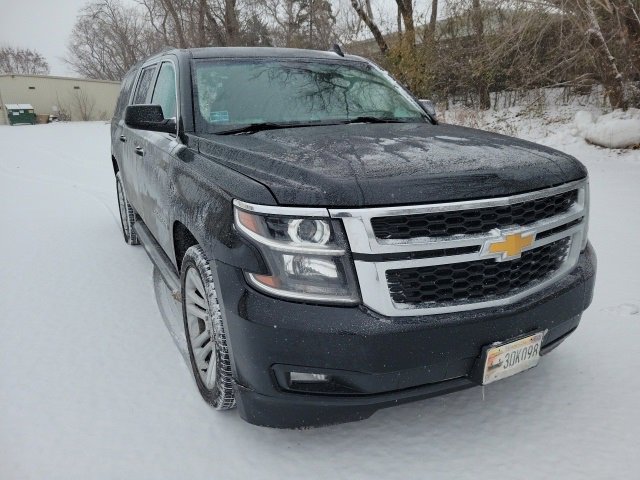 Used 2020 Chevrolet Suburban LT w/ Luxury Package image 6