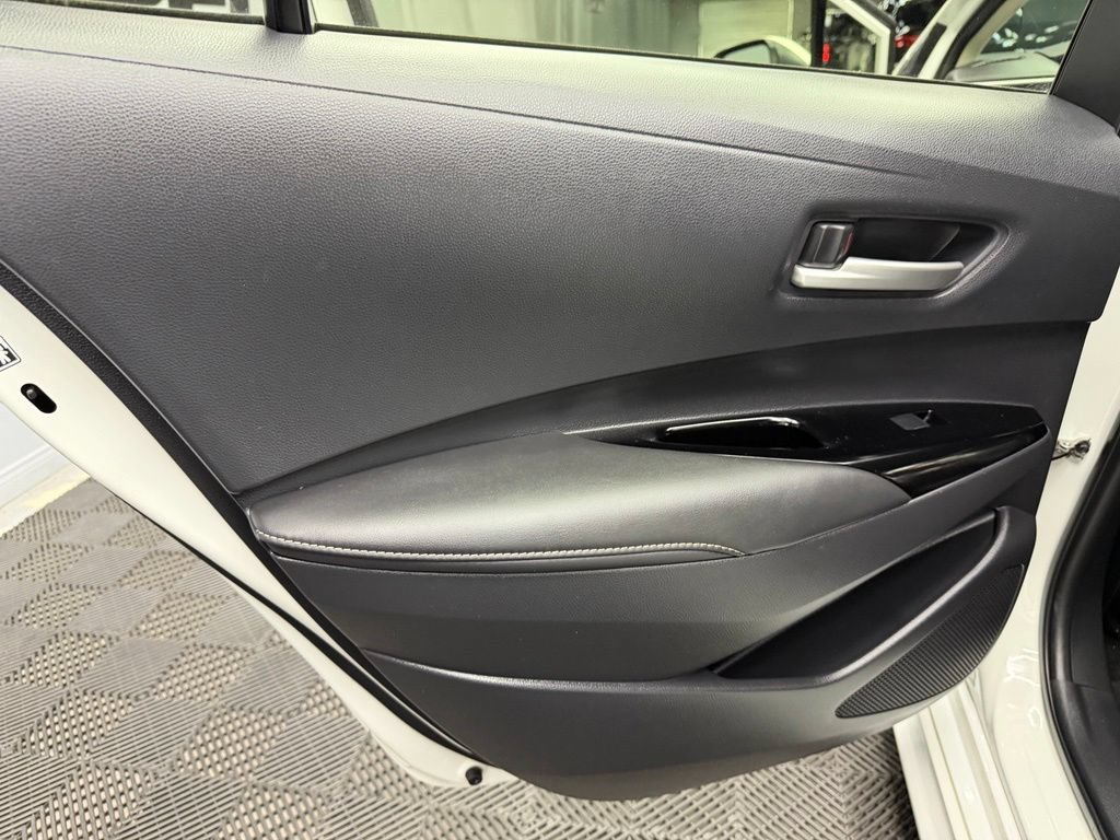 Used 2020 Toyota Corolla XLE w/ Carpet Mat Package (TMS) FWD image 40