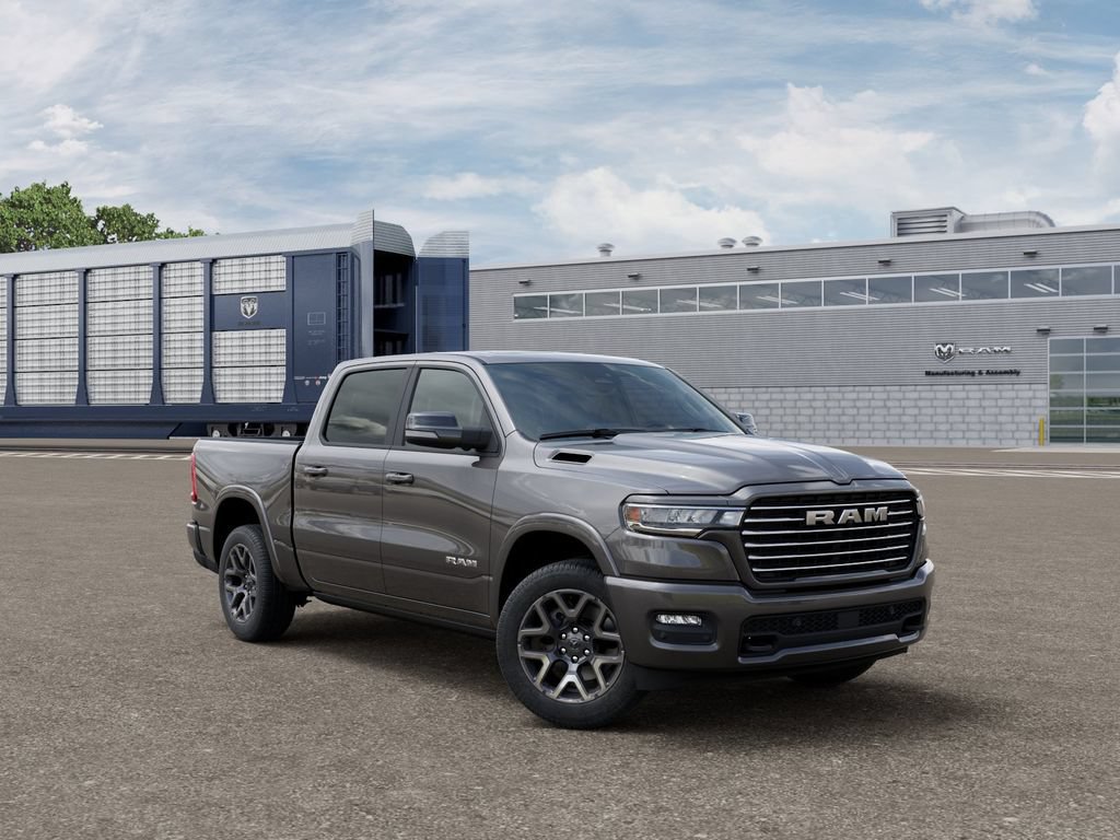 New 2027 RAM 1500 Laramie w/ Laramie Preferred Package AWD/4WD image 5