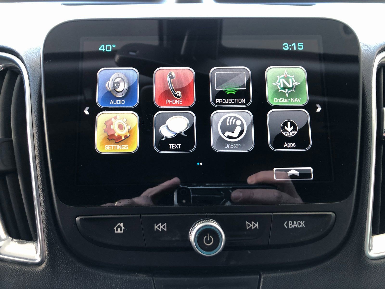 Used 2018 Chevrolet Malibu LT image 25