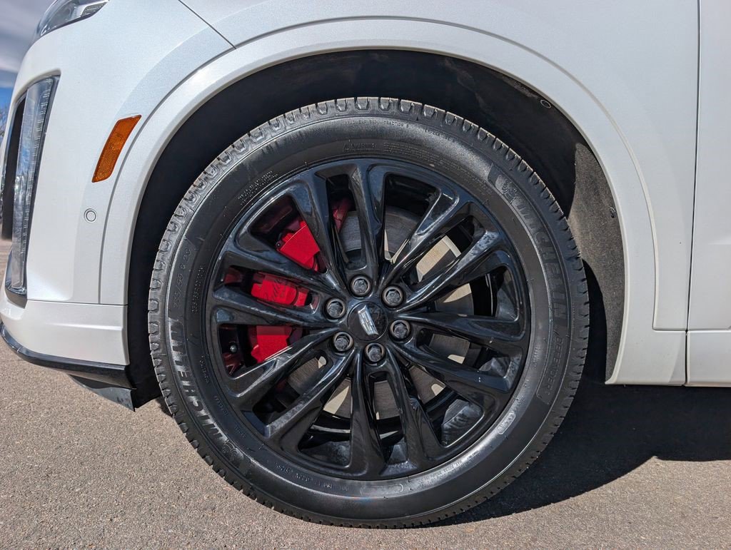 Certified 2024 Cadillac XT6 Sport w/ Platinum Package image 8