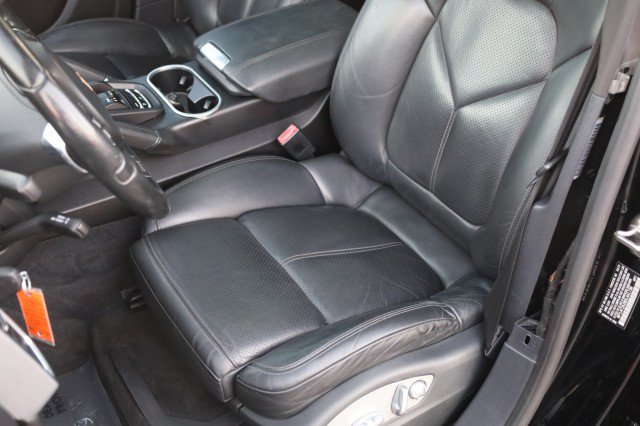 Used 2013 Porsche Cayenne Diesel AWD/4WD image 26