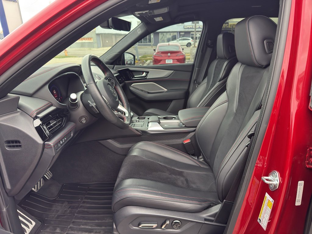 Used 2023 Acura MDX A-Spec image 10