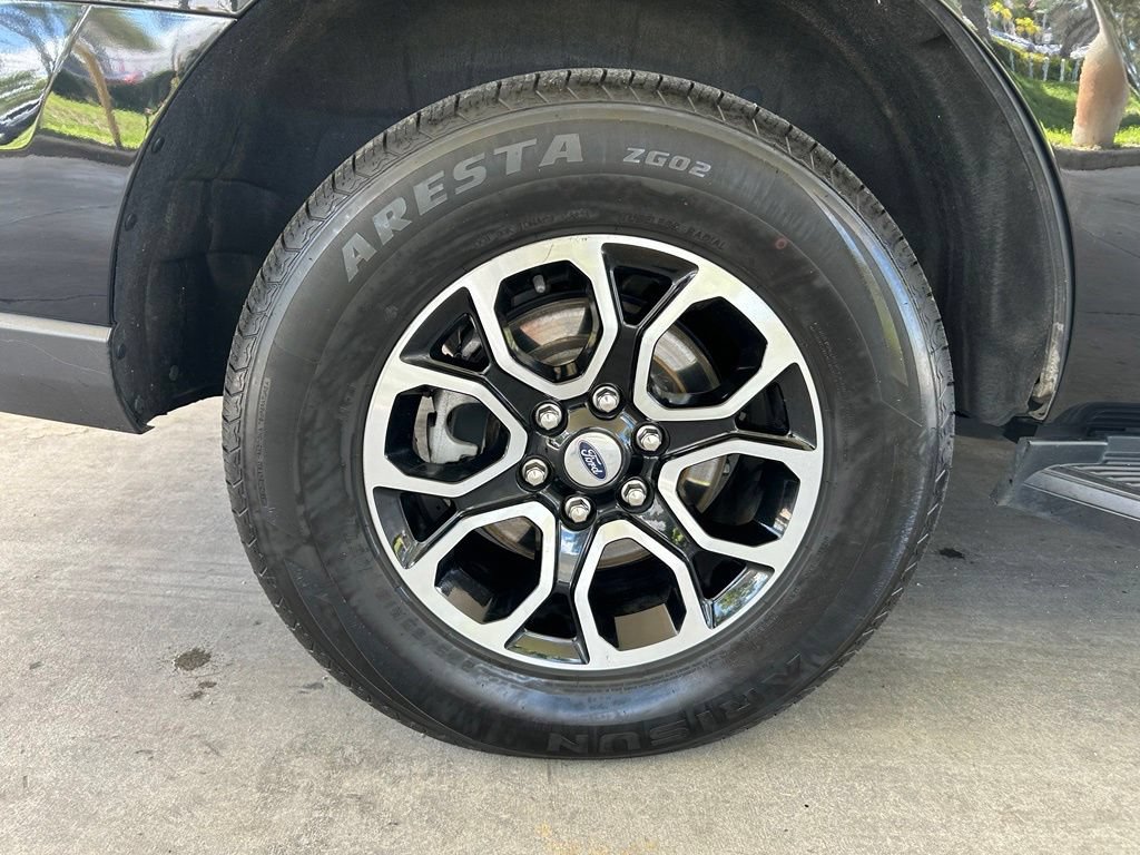 Used 2024 Ford Expedition XLT AWD/4WD image 20