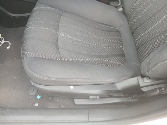 Used 2019 Chevrolet Sonic LT w/ Convenience Package FWD image 9