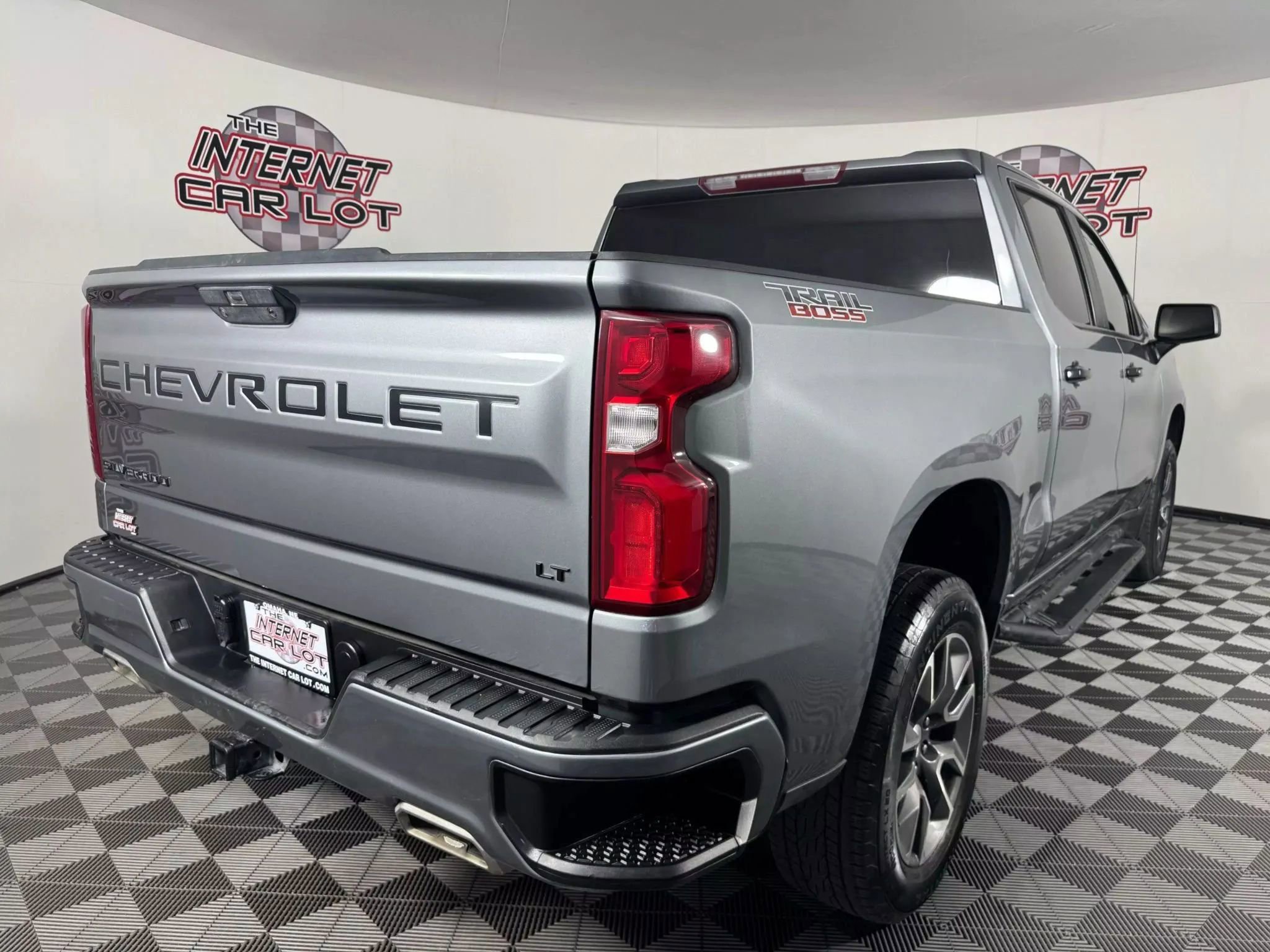 Used 2021 Chevrolet Silverado 1500 LT Trail Boss w/ Bed Protection Package AWD/4WD image 7