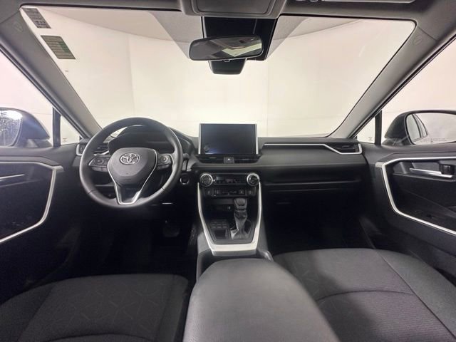 Used 2025 Toyota RAV4 XLE w/ Convenience Package AWD/4WD image 17