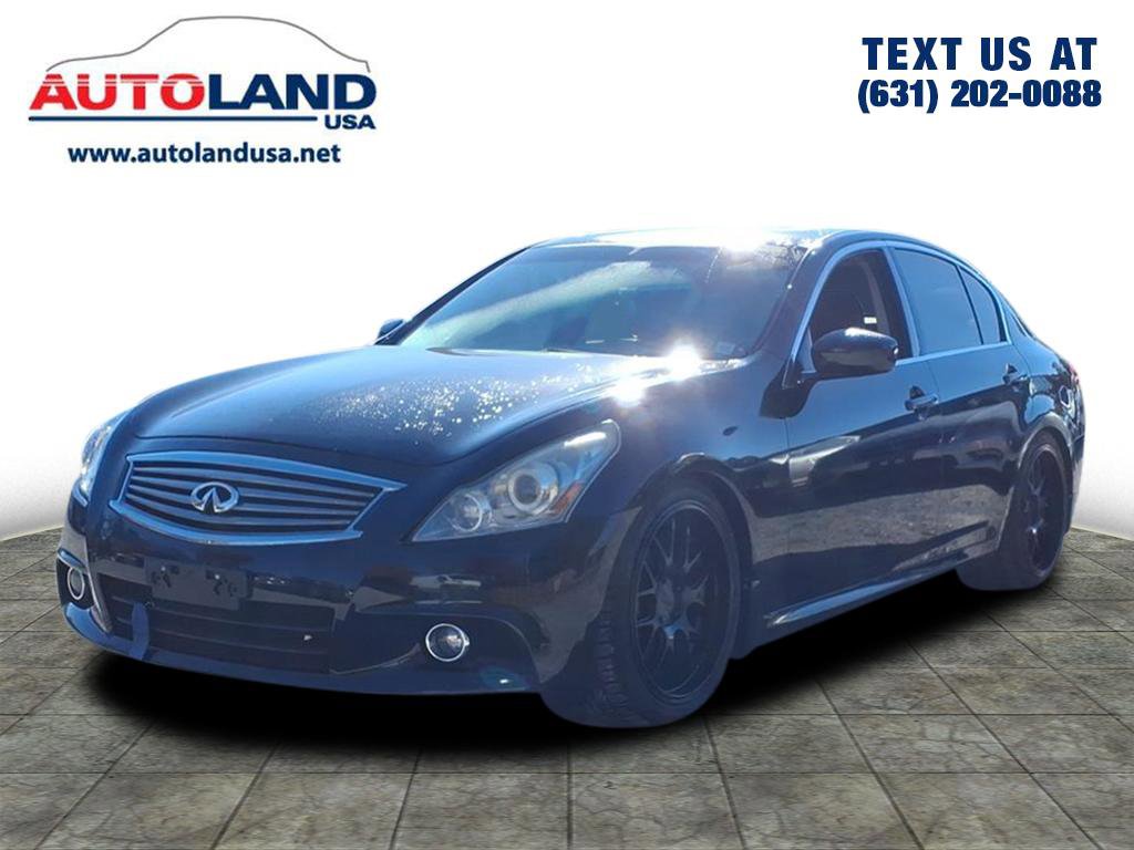 Used 2012 INFINITI G37 x w/ Premium Pkg