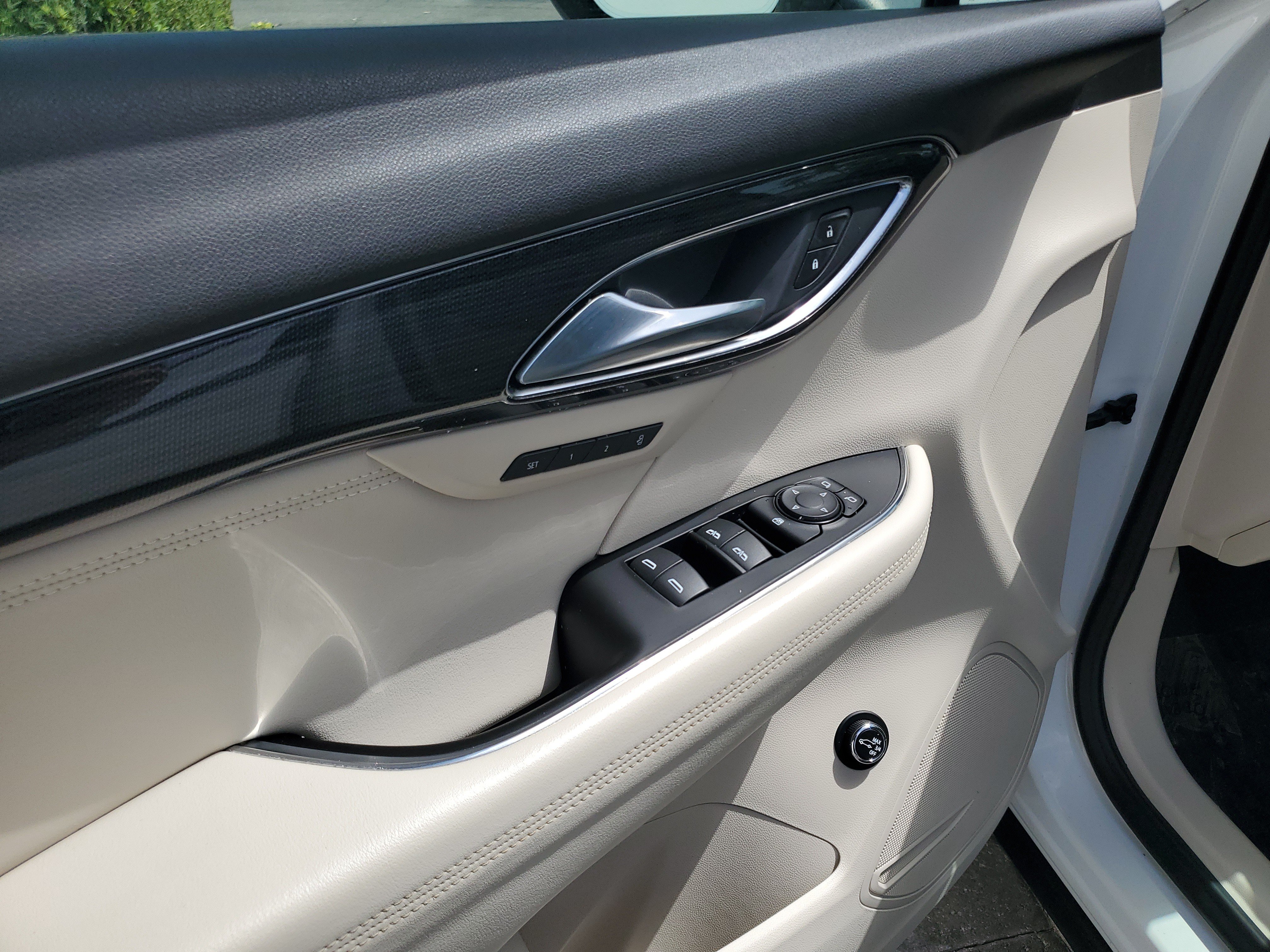 Certified 2023 Buick Envision Essence AWD/4WD image 18