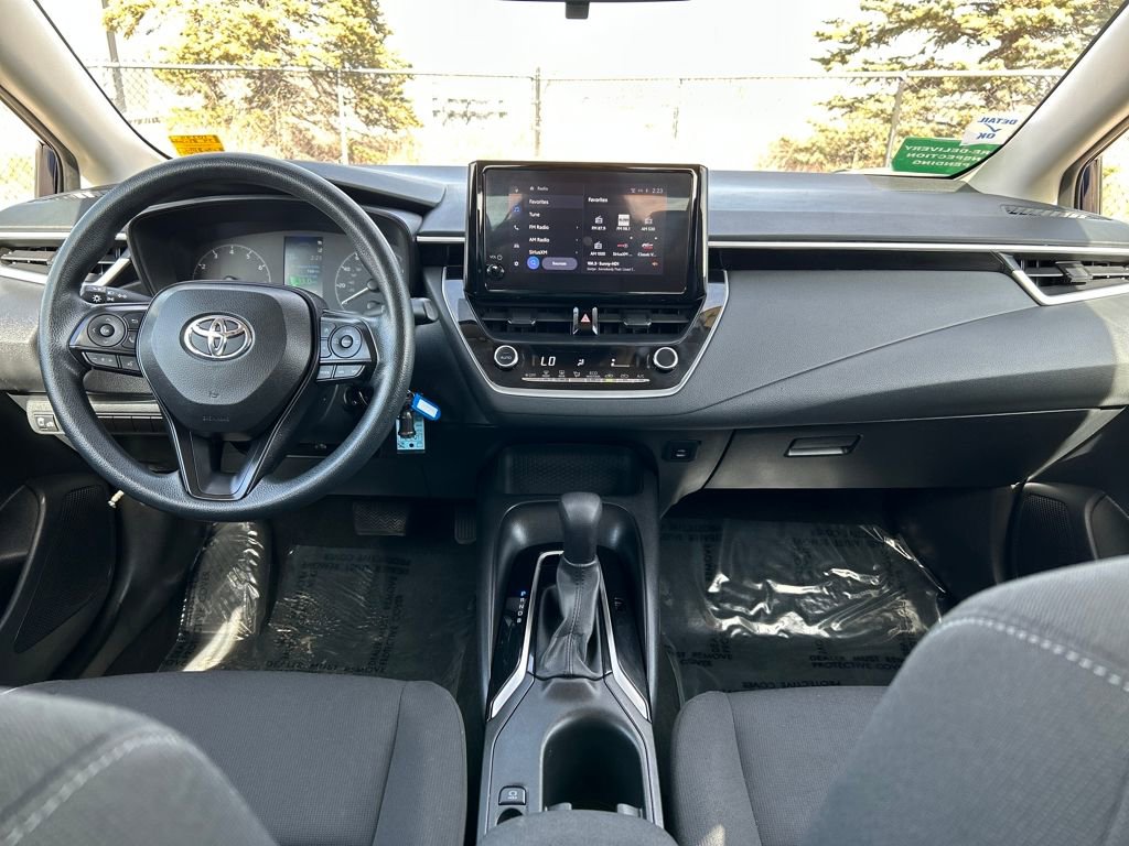 Used 2024 Toyota Corolla LE image 6