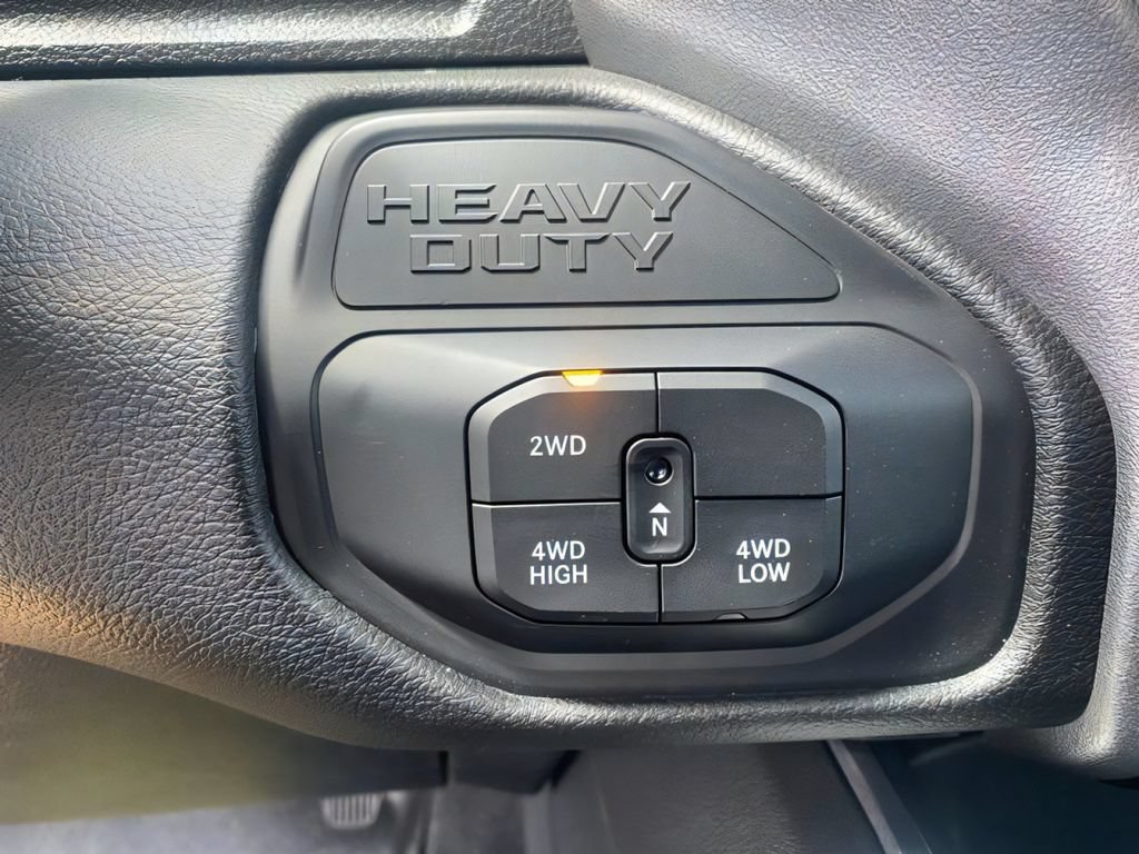 New 2025 RAM 2500 Big Horn AWD/4WD image 26