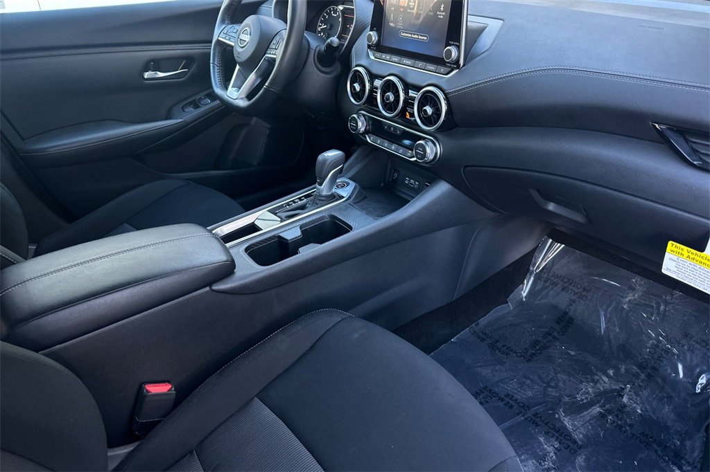 Used 2025 Nissan Sentra SV w/ All-Weather Package image 17