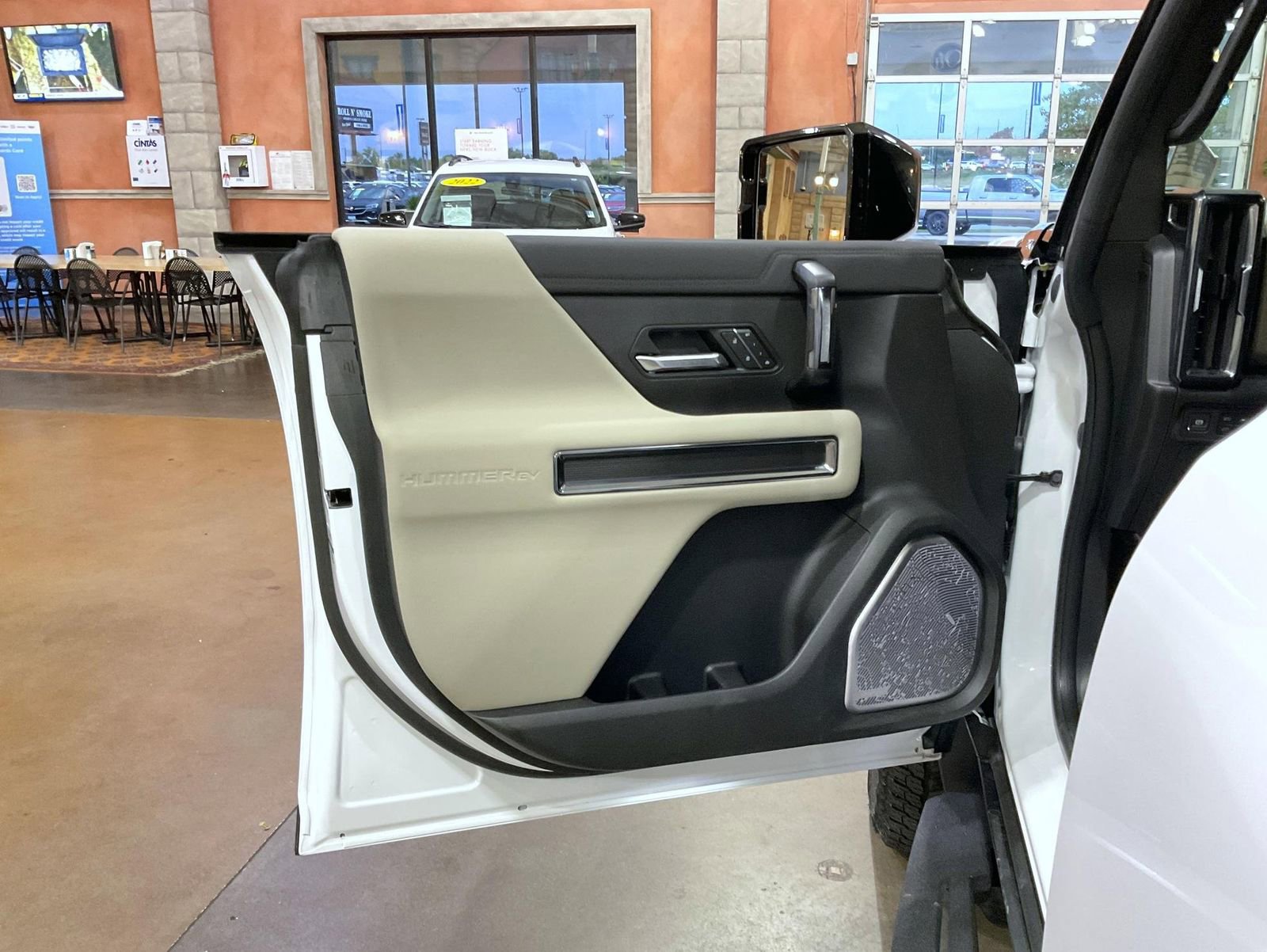 New 2026 GMC Hummer EV 4x4 Crew Cab image 9