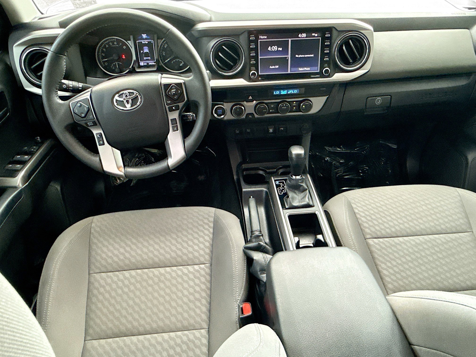 Used 2023 Toyota Tacoma SR5 w/ Technology Package image 22