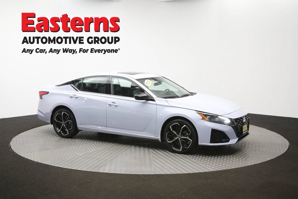 Used 2023 Nissan Altima 2.5 SR w/ SR Premium Package AWD/4WD image 48