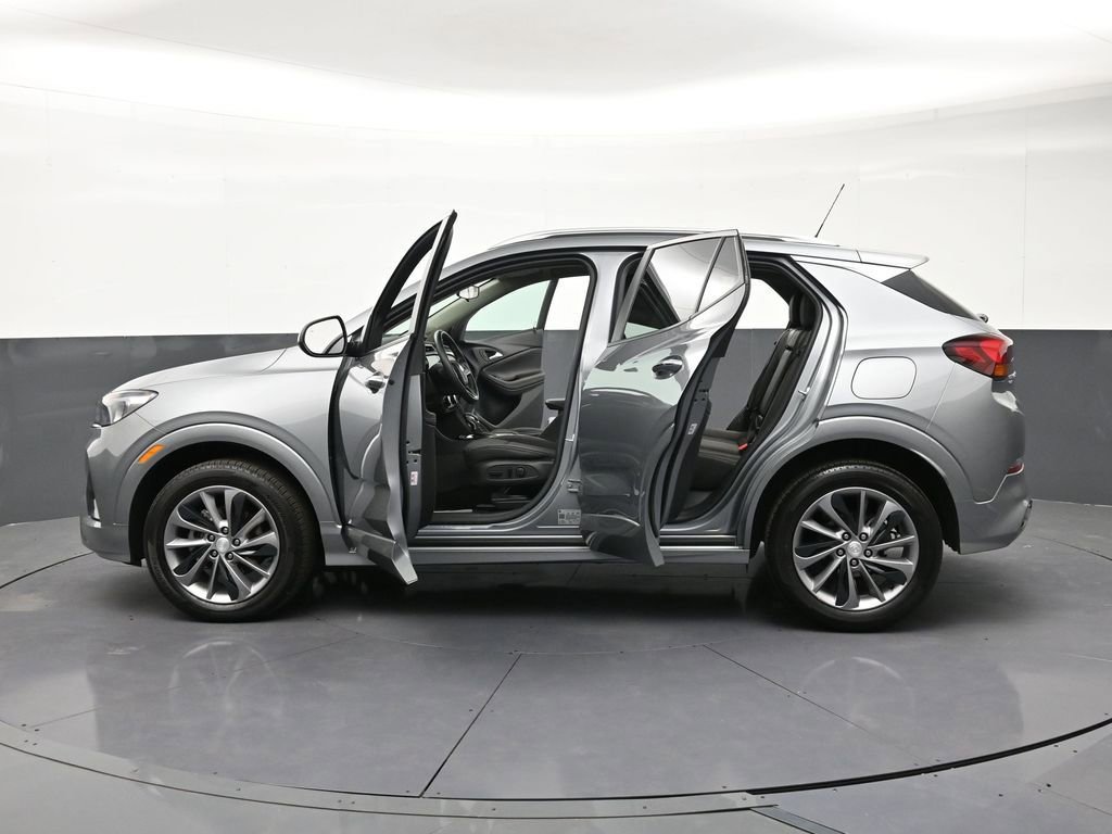 Used 2023 Buick Encore GX Select w/ Sport Touring Package AWD/4WD image 34