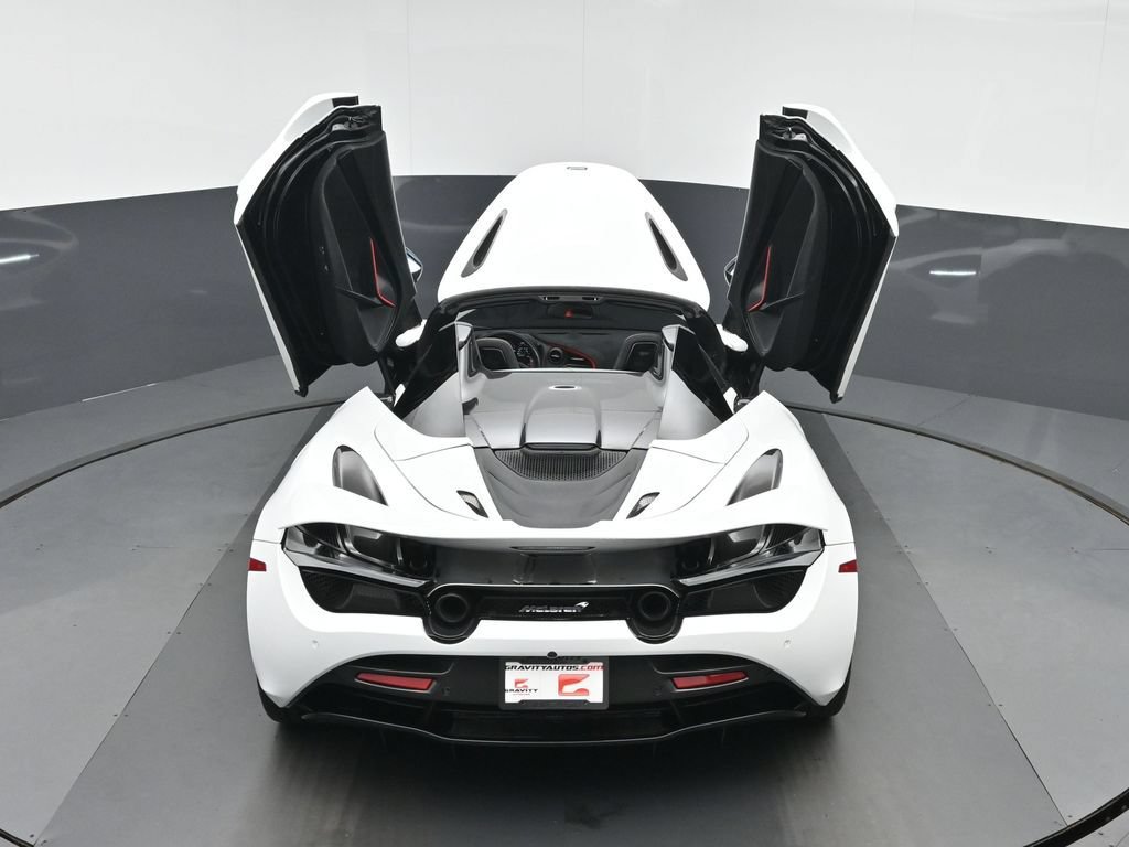 Used 2020 McLaren 720S Performance RWD image 40