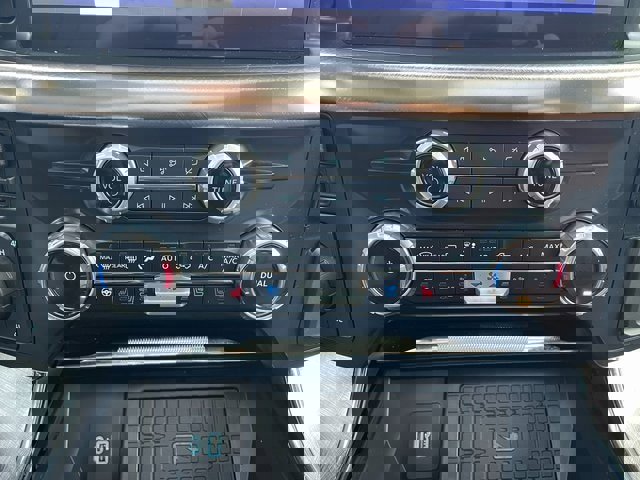 Certified 2023 Ford F150 King Ranch w/ Equipment Group 601A High image 25