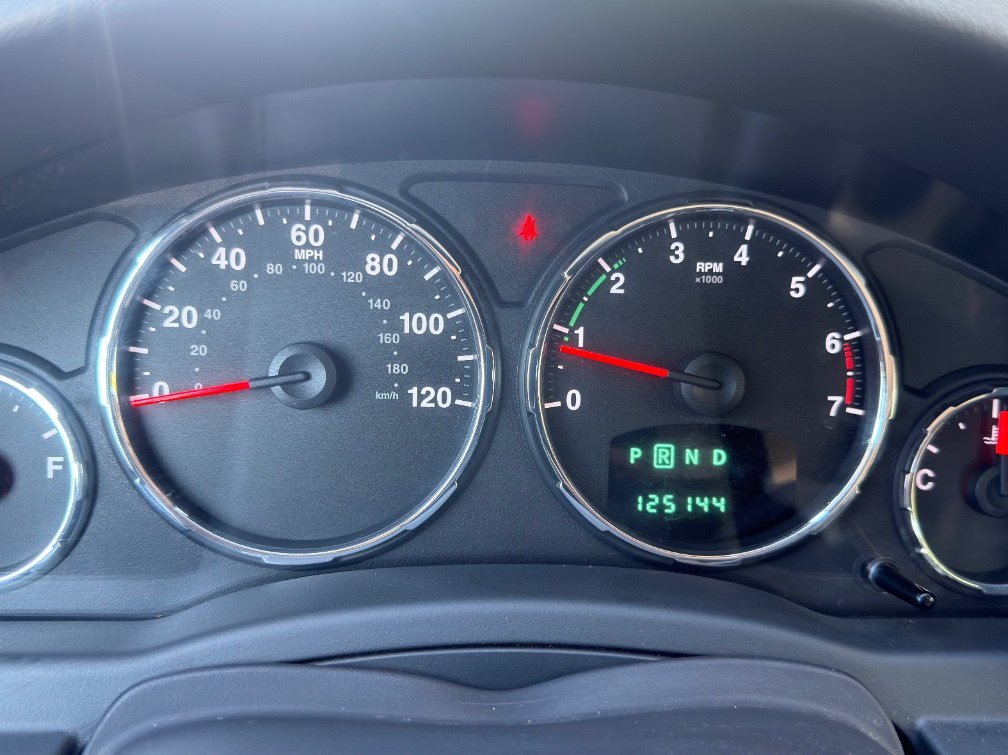 Used 2012 Jeep Liberty Sport AWD/4WD image 15