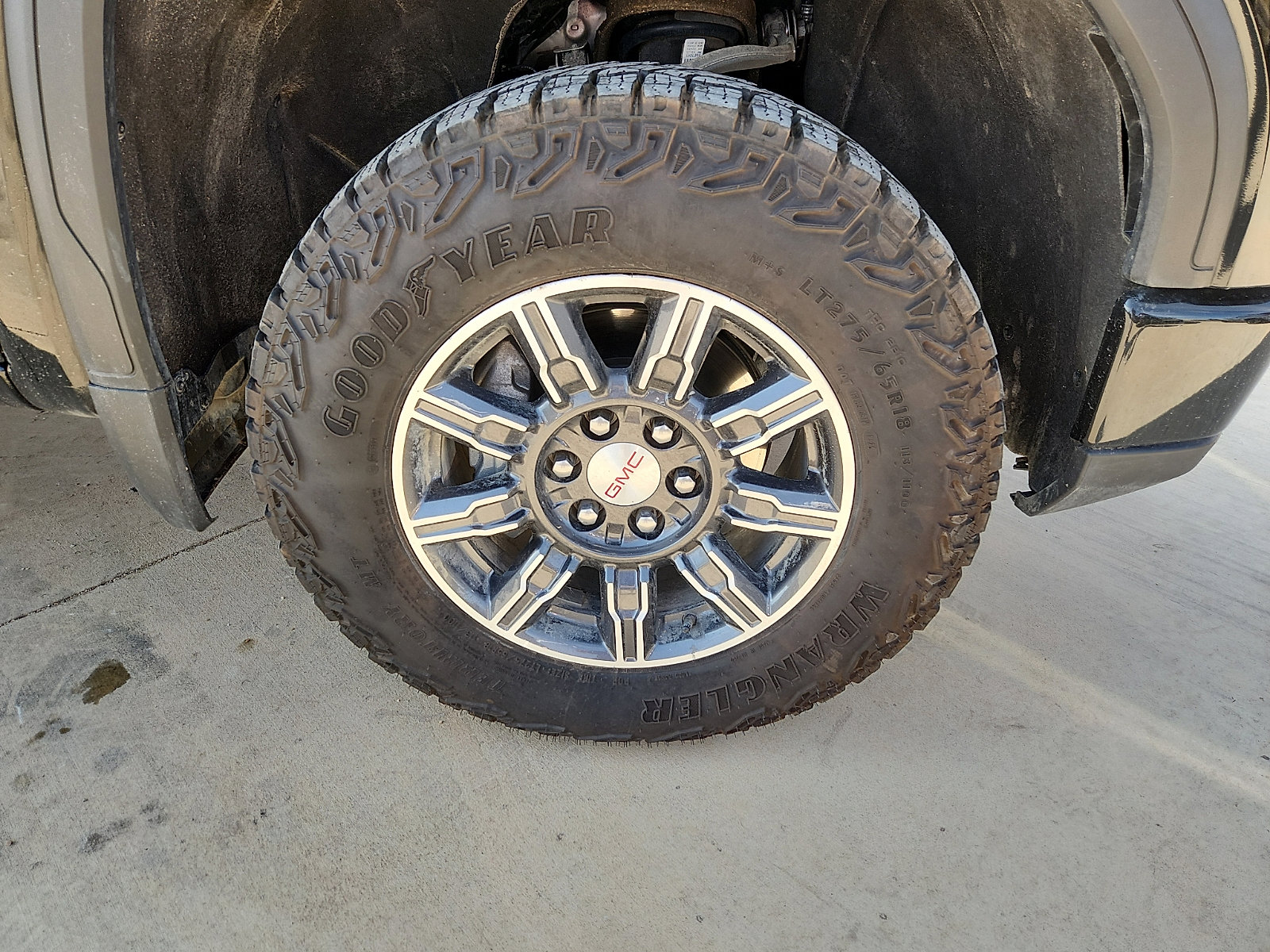 Used 2025 GMC Sierra 1500 AT4 AWD/4WD image 9