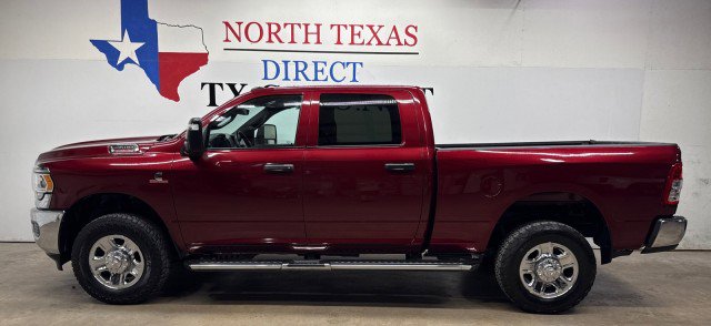 Used 2024 RAM 2500 Tradesman w/ Chrome Appearance Group AWD/4WD image 11