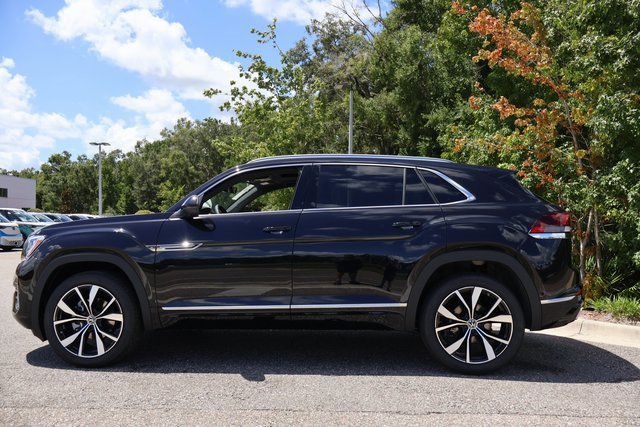 New 2026 Volkswagen Atlas Cross Sport SEL Premium R-Line image 4