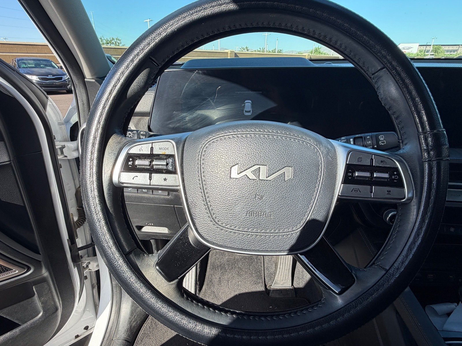 Certified 2025 Kia Telluride EX FWD image 10