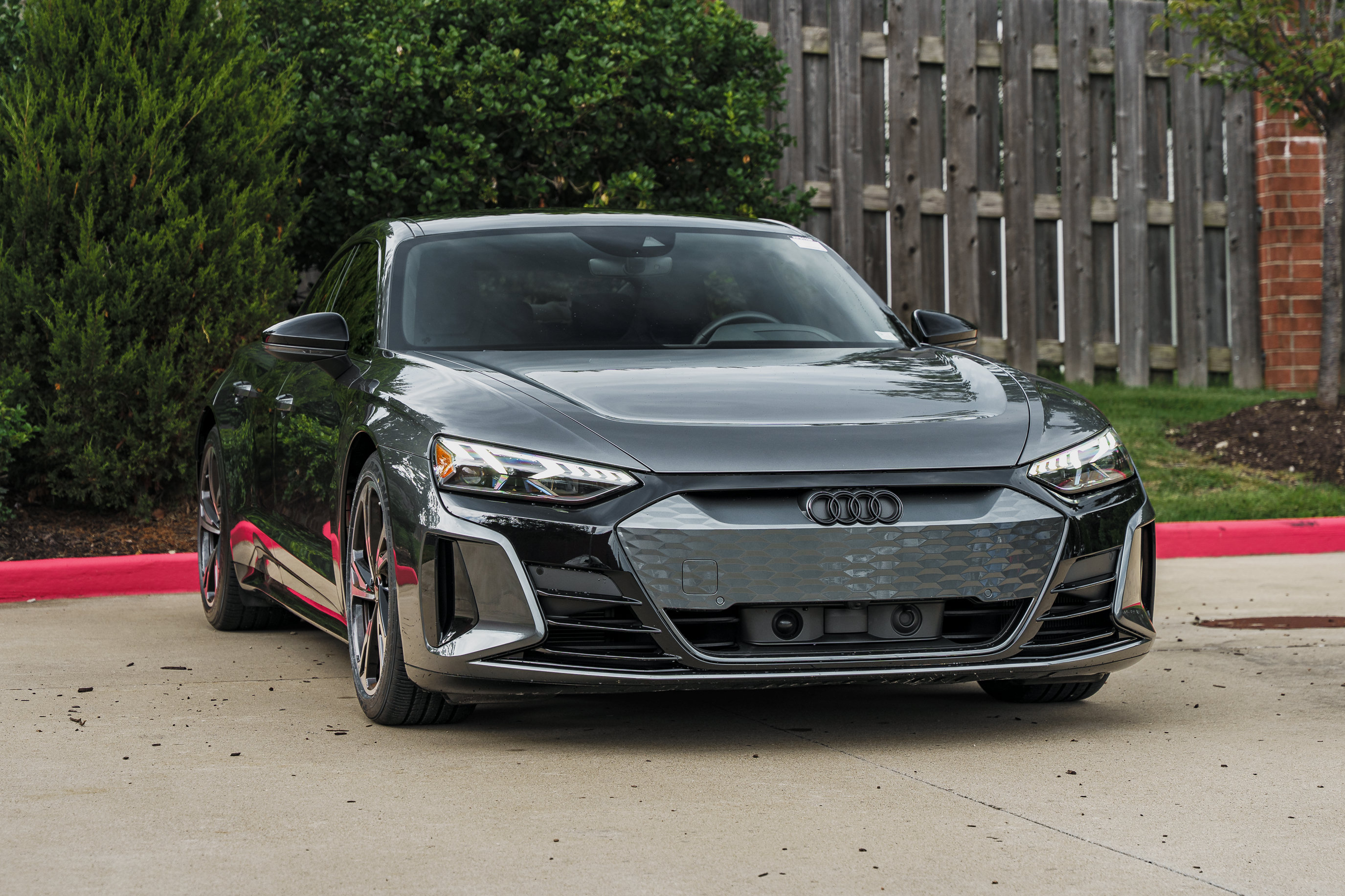 Certified 2023 Audi e-tron GT Premium Plus AWD/4WD image 2