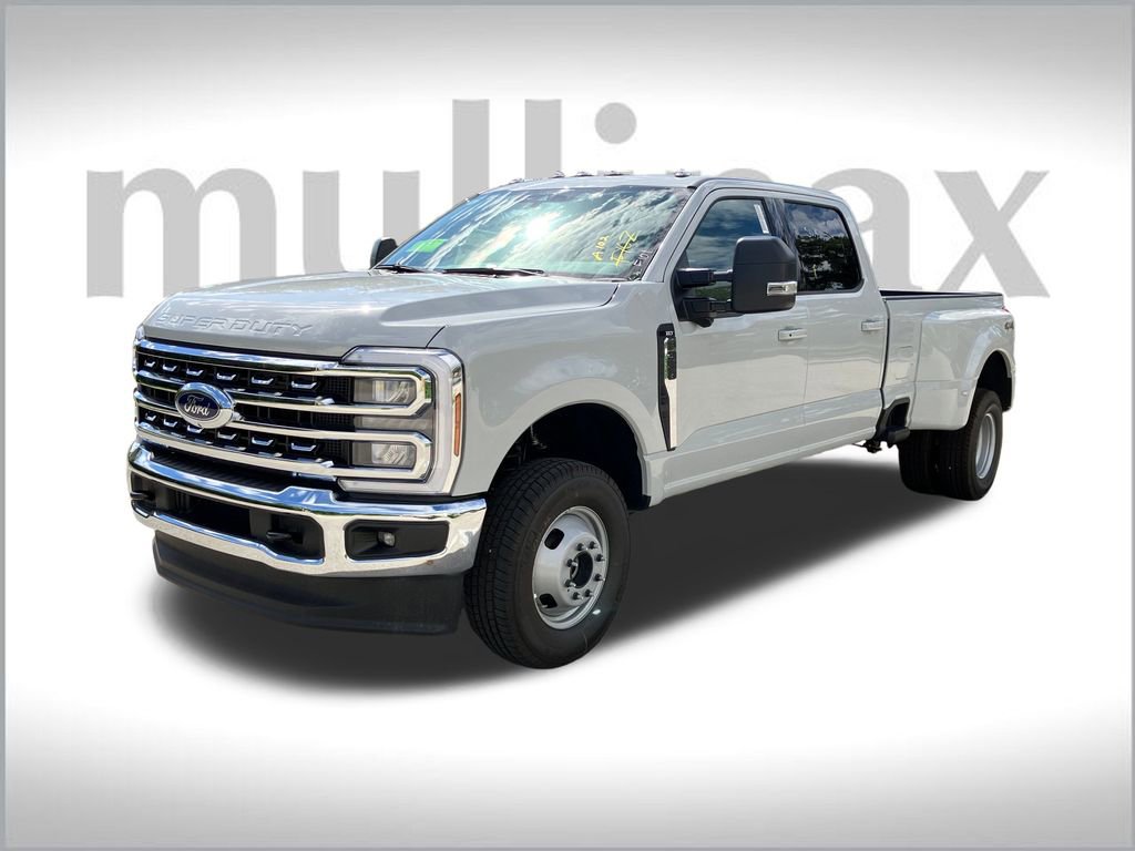 New 2026 Ford F350 XLT w/ XLT Premium Package image 14