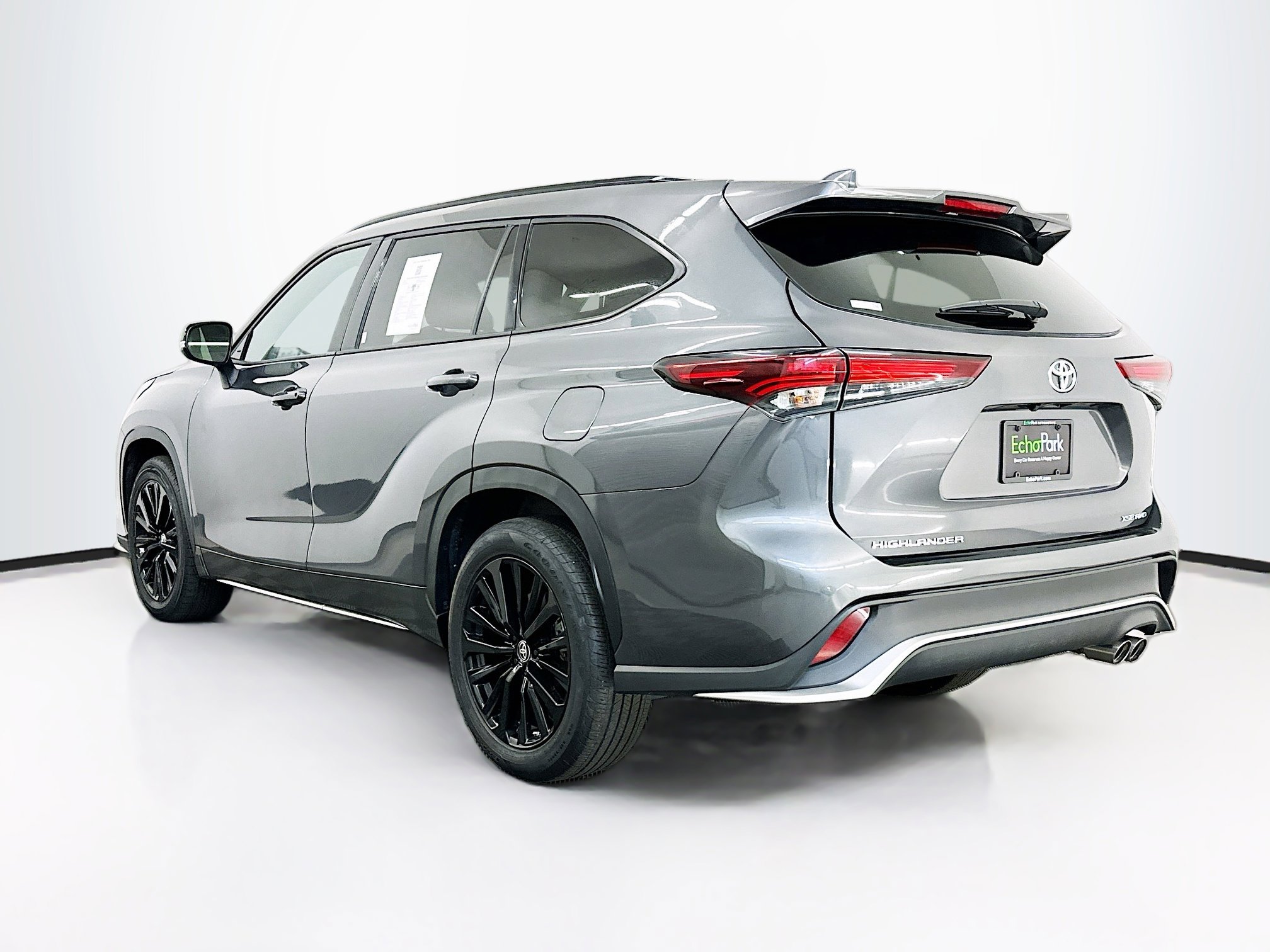 Used 2024 Toyota Highlander XSE image 5