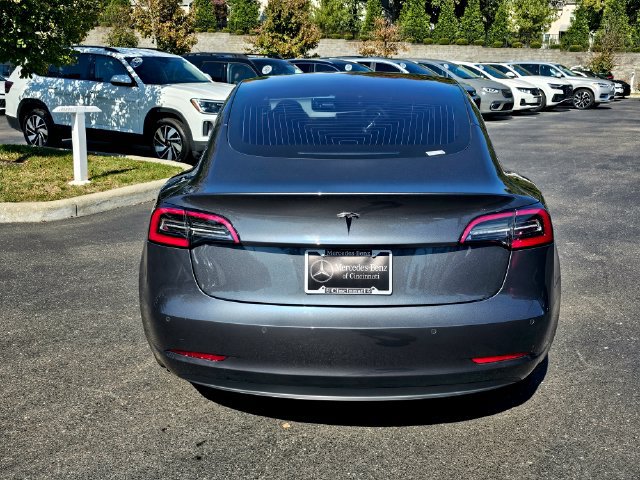 Used 2018 Tesla Model 3 Long Range RWD image 9