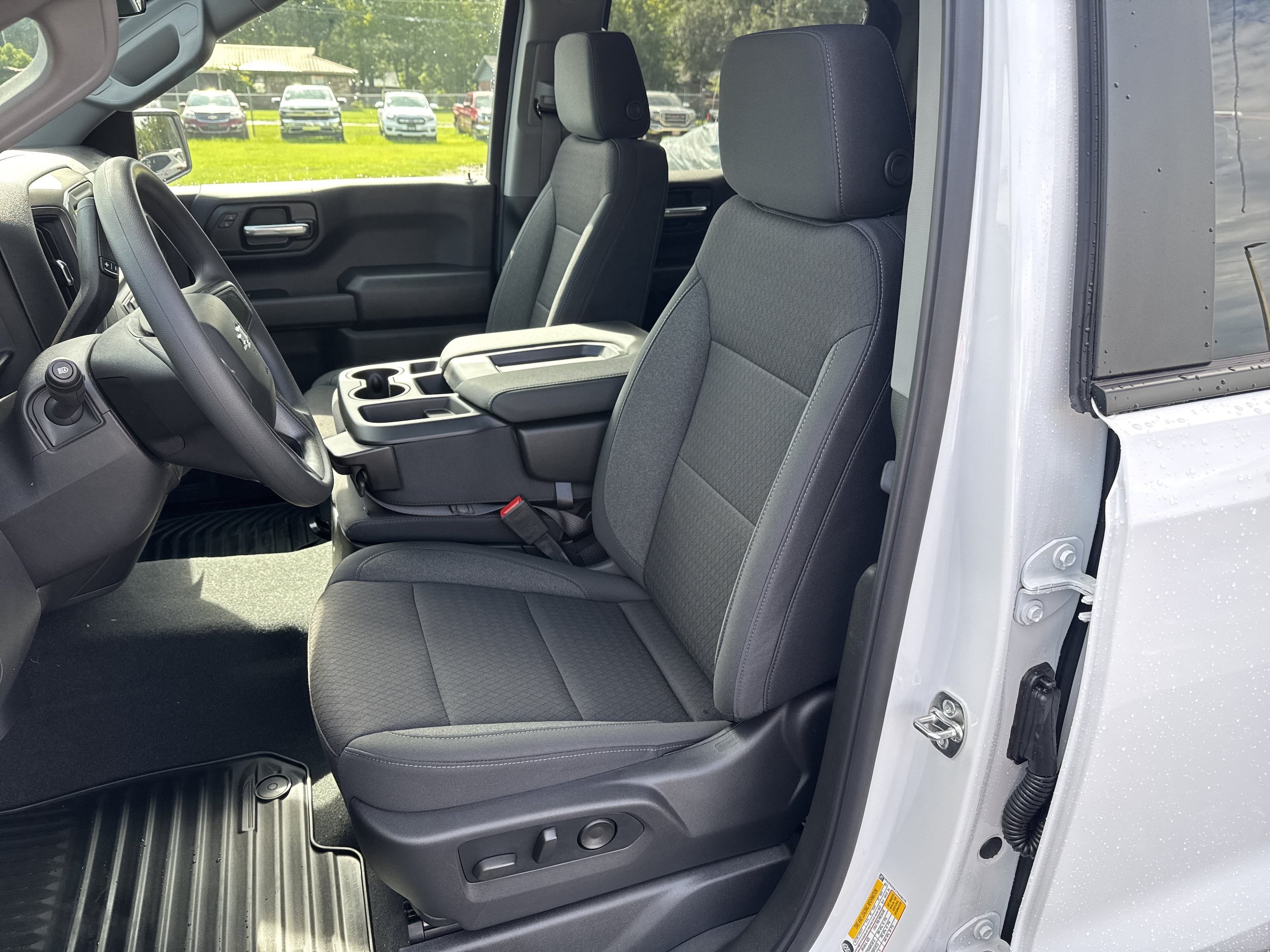 New 2026 Chevrolet Silverado 1500 Custom Trail Boss AWD/4WD image 28