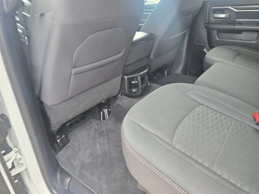 Used 2025 RAM 2500 Big Horn AWD/4WD image 13
