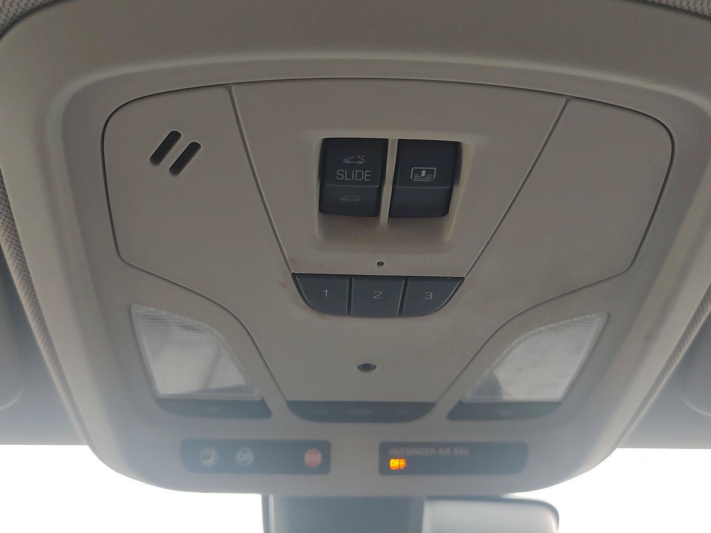 Used 2015 Chevrolet Impala LTZ FWD image 9