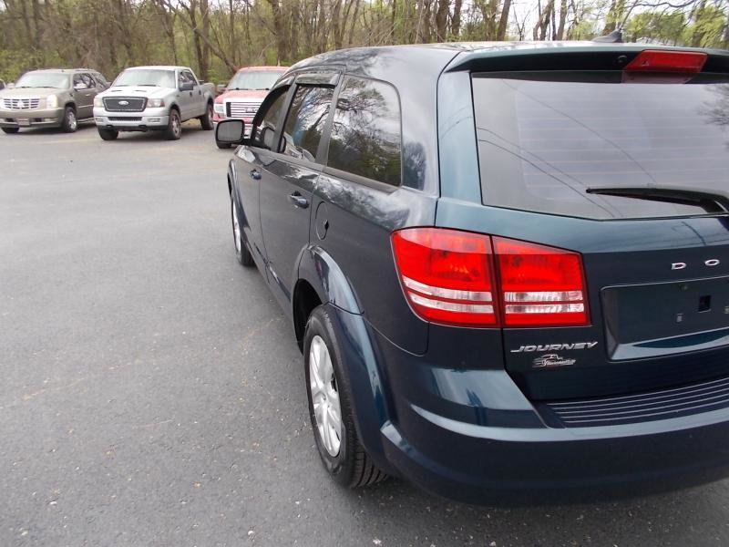 Used 2014 Dodge Journey American Value Package w/ Flexible Seating Group image 4