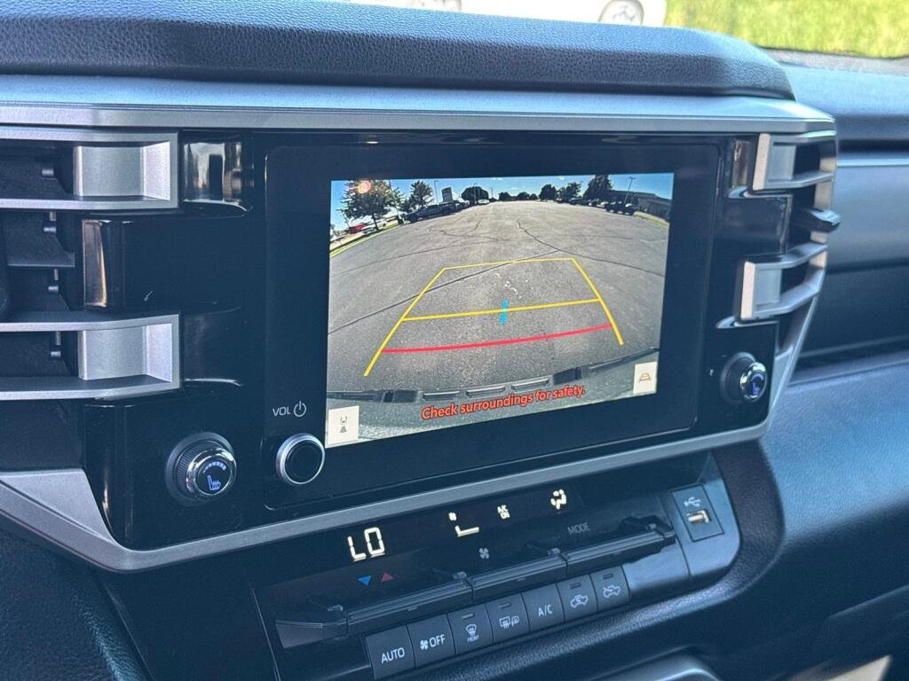 Used 2025 Toyota Tundra SR5 w/ TRD Off-Road Package AWD/4WD image 15