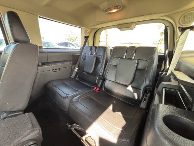 Used 2014 Ford Flex Limited FWD image 18