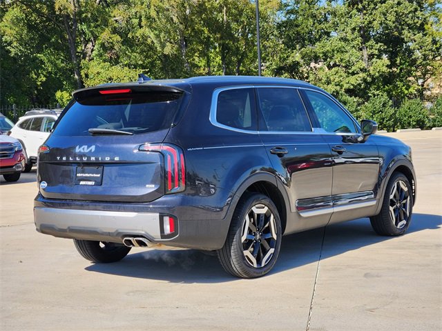 Certified 2025 Kia Telluride EX image 7