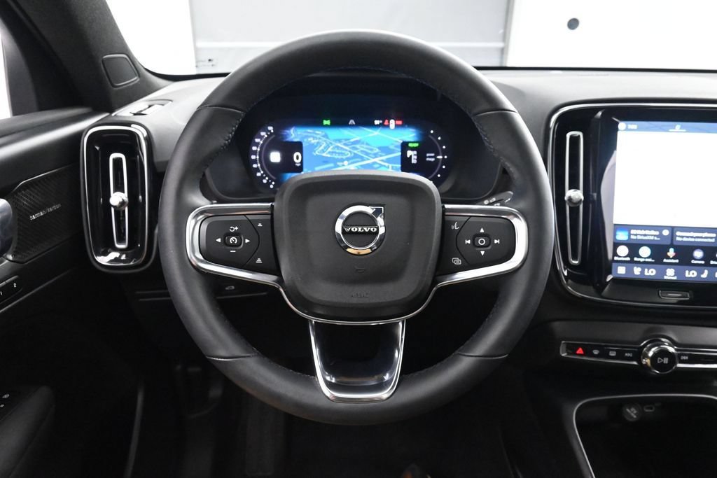 Used 2023 Volvo C40 P8 Recharge Ultimate AWD/4WD image 28