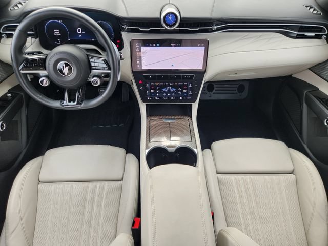 Used 2023 Maserati Grecale Modena AWD/4WD image 29