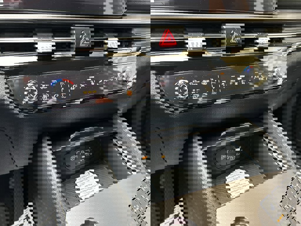 New 2026 Kia Sportage AWD Hybrid image 22