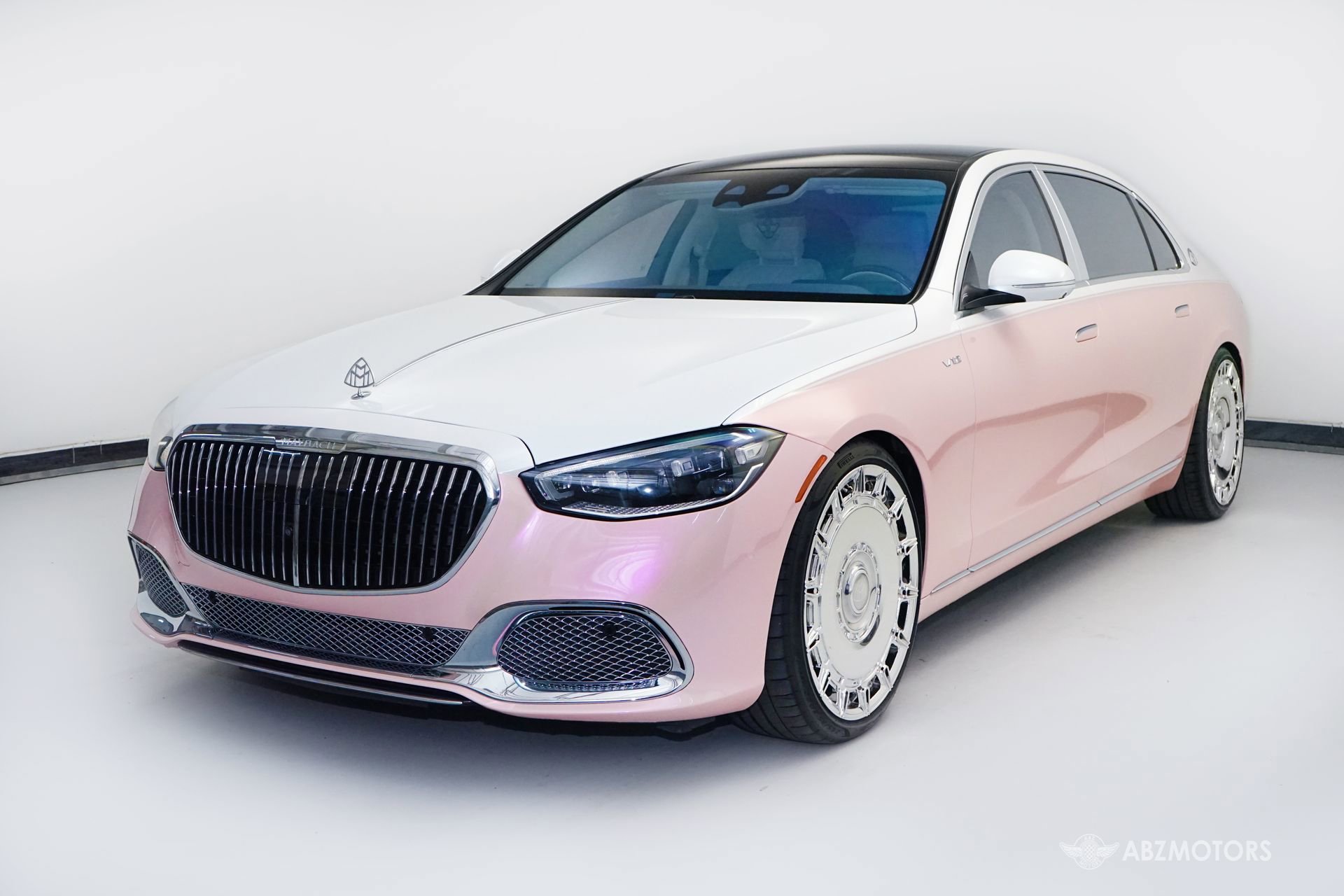 Used 2023 Mercedes-Benz Maybach S 680 4MATIC image 2